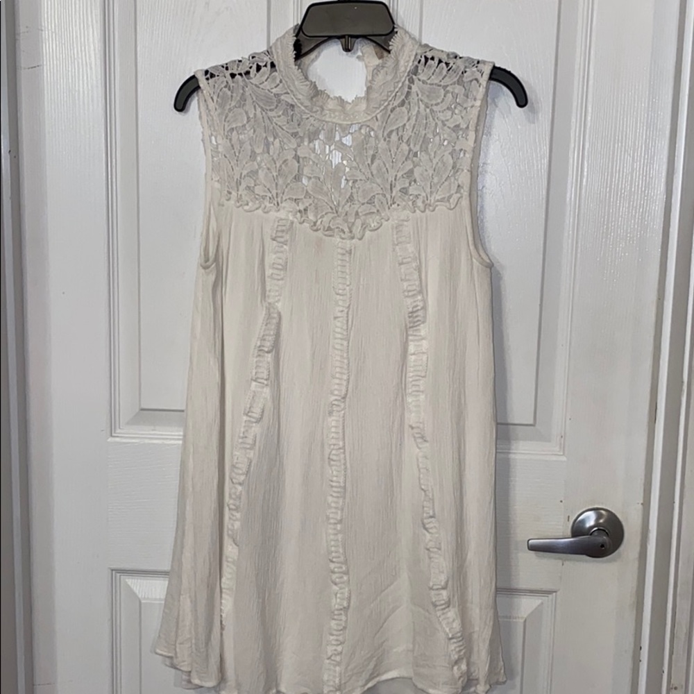 White lace dress! Perfect for any occasion!